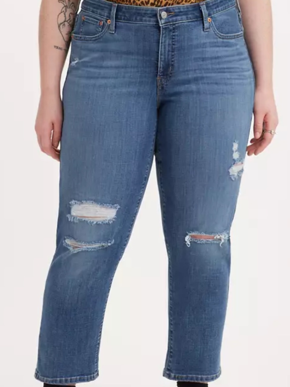 Levi's Women's Boyfriend Distressed Straight Crop Jeans
